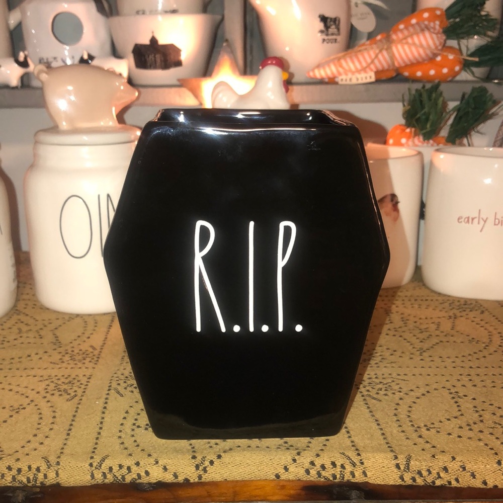 Rae Dunn RIP Coffin Shaped Vase Shiny Black